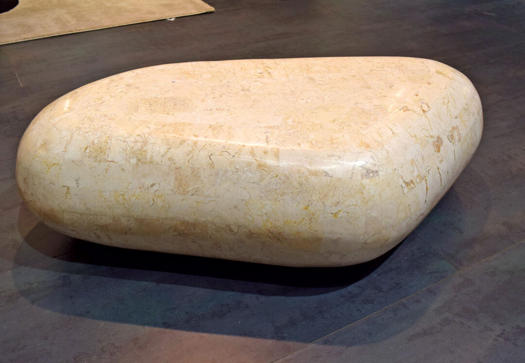 Roh Piccola - Table basse en pierre fossile